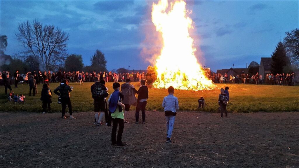 Osterfeuer 2026 in Graz-Umgebung – Von Brauchtum bis Party