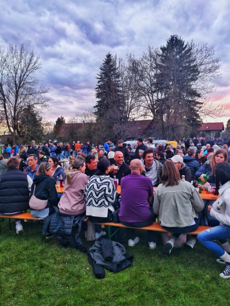 Erfolgreiches Gössendorfer Osterfeuer 2026 – 10 Jahre Brauchtum wiederentfacht!