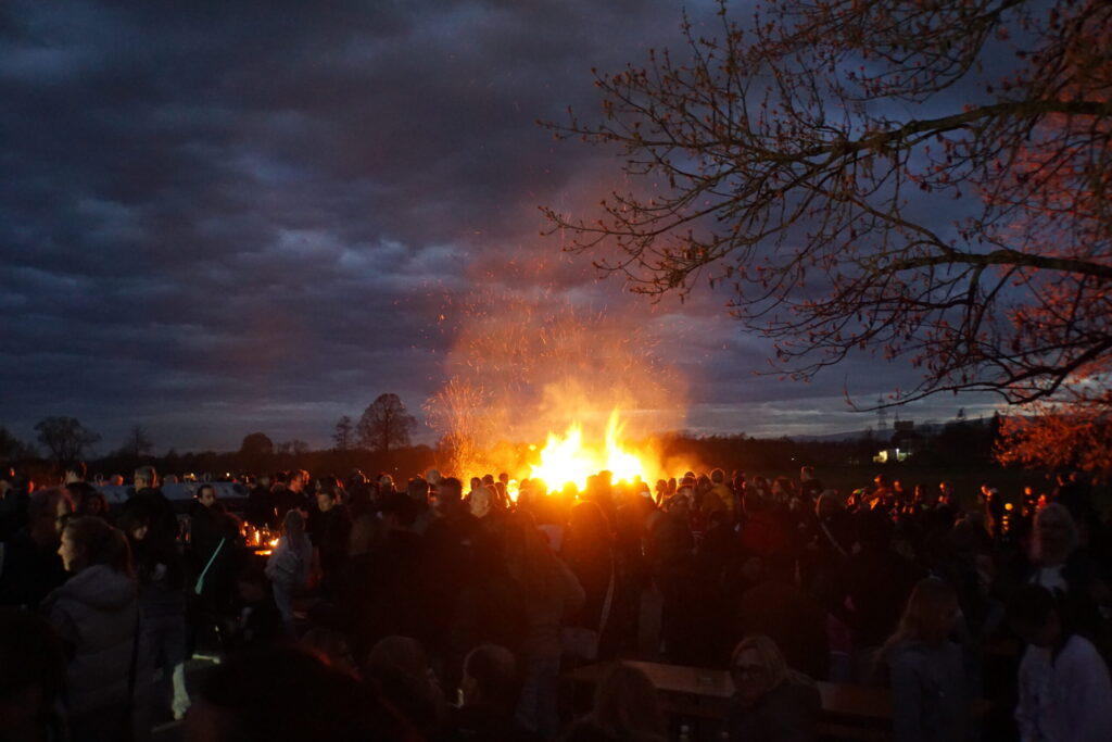 Erfolgreiches Gössendorfer Osterfeuer 2026 – 10 Jahre Brauchtum wiederentfacht!
